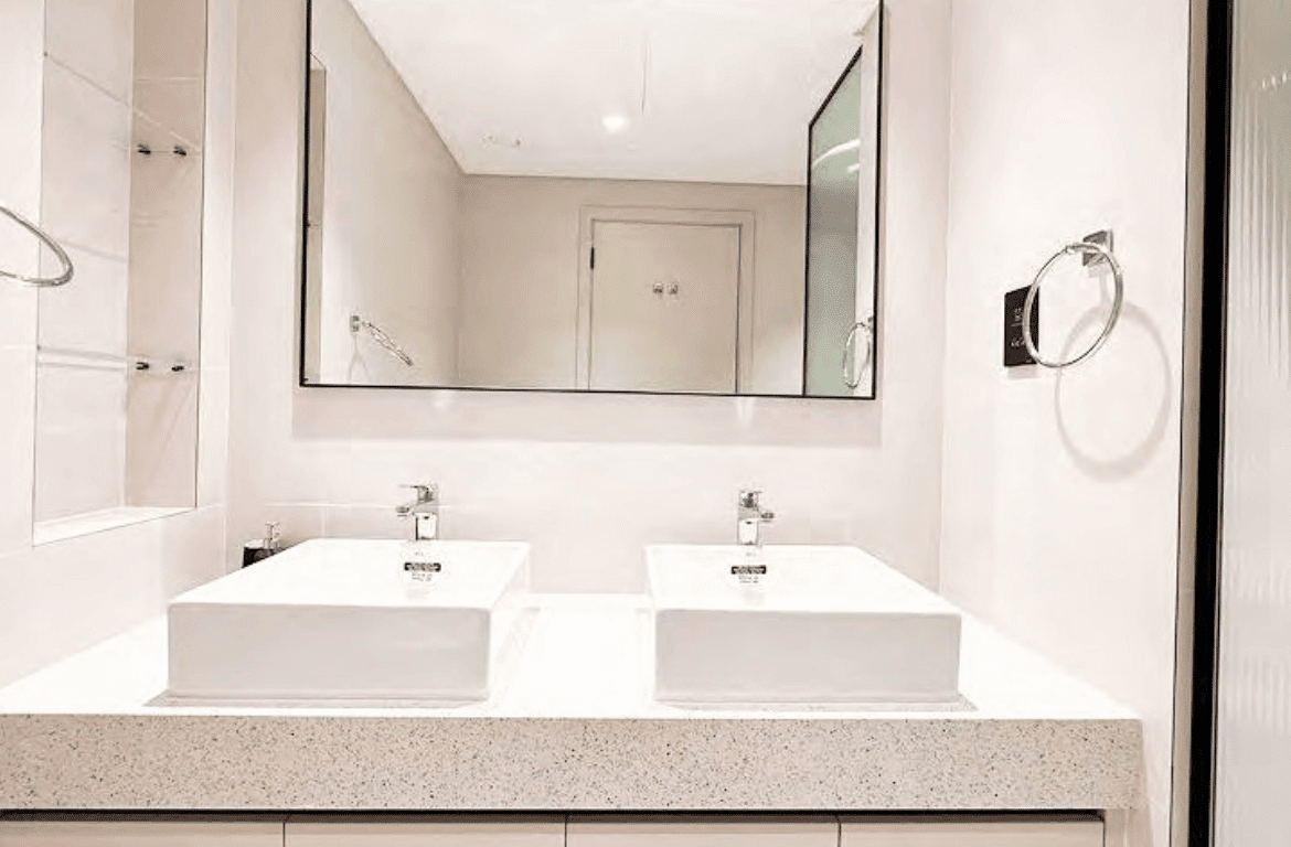 3 bedroom apartment for sale in marina vista emaar beachfront