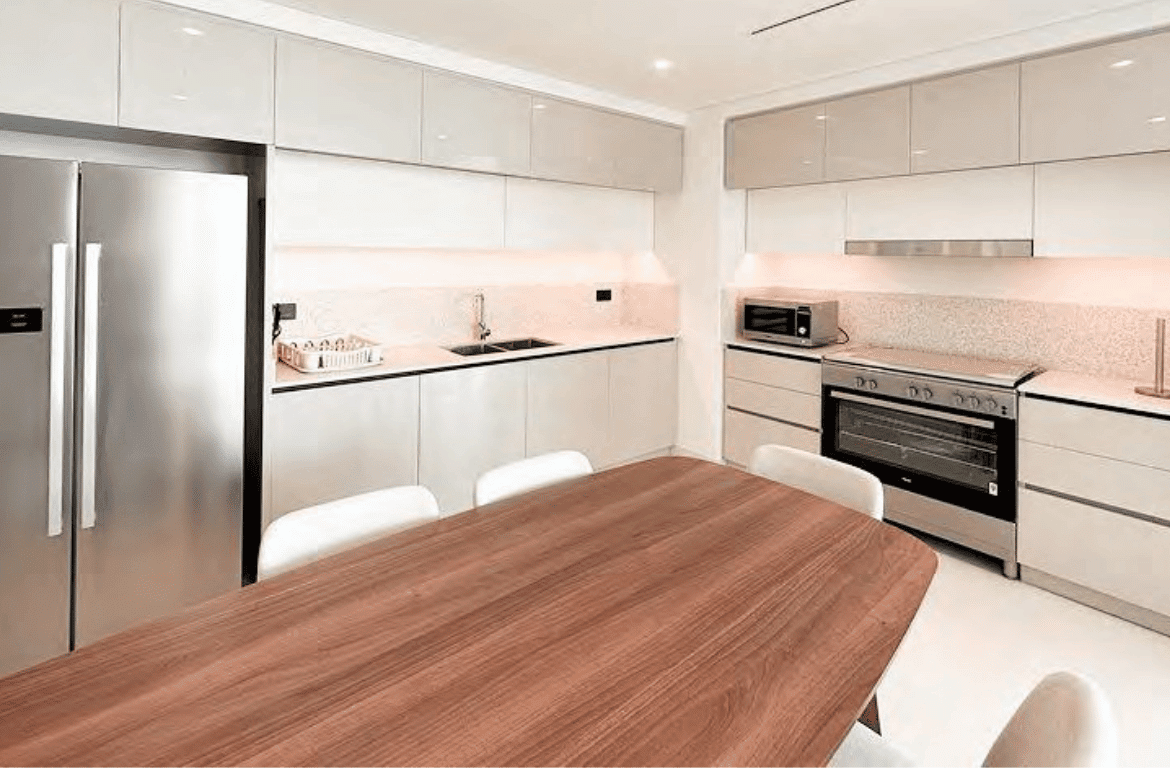 3 bedroom apartment for sale in marina vista emaar beachfront