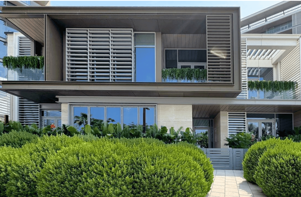 Townhouse for sale on Bluewaters Residences